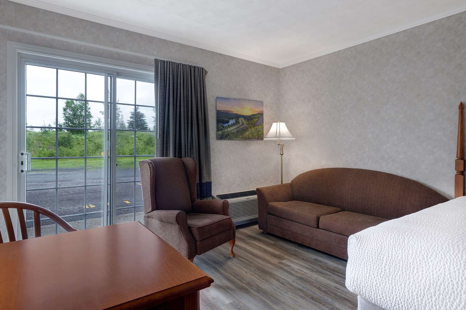 Days Inn by Wyndham Edmundston 35/58
