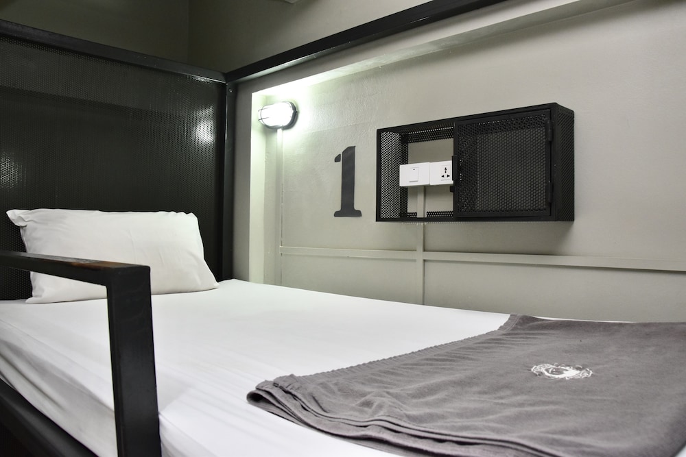 Bhiman Inn 11/51