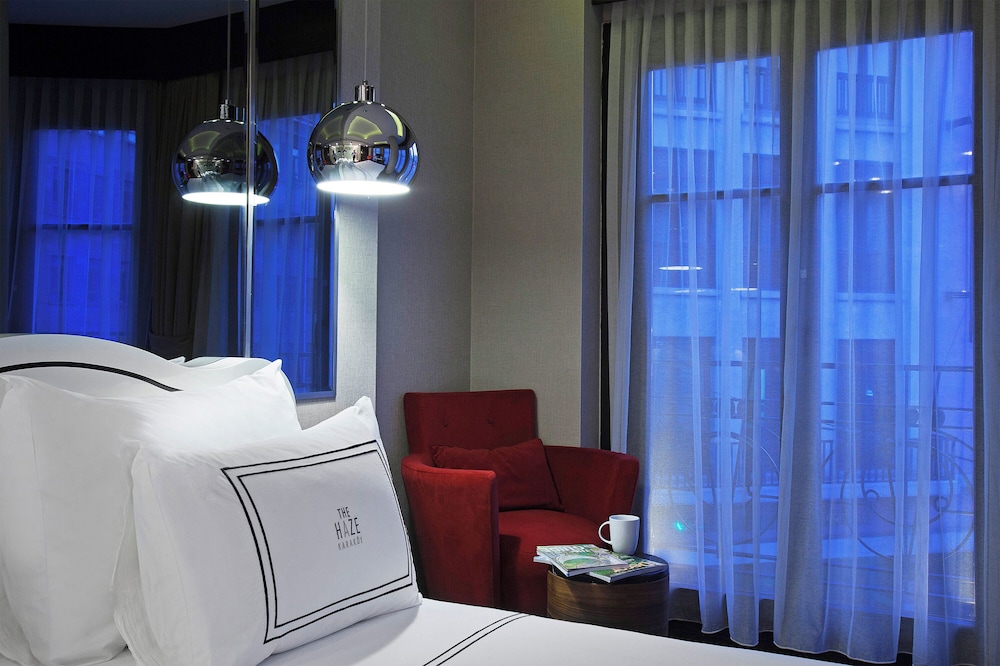 The Haze Hotel Karakoy 40/68