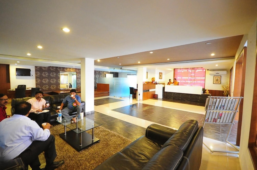 THE VICEROY COMFORTS photo4