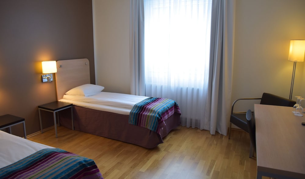 Hotell Charlottenberg 25/55