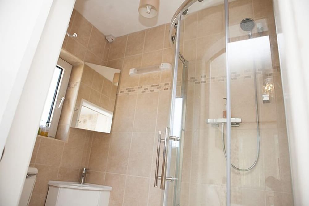 Wheal Tor Hotel - Guest House 45/50