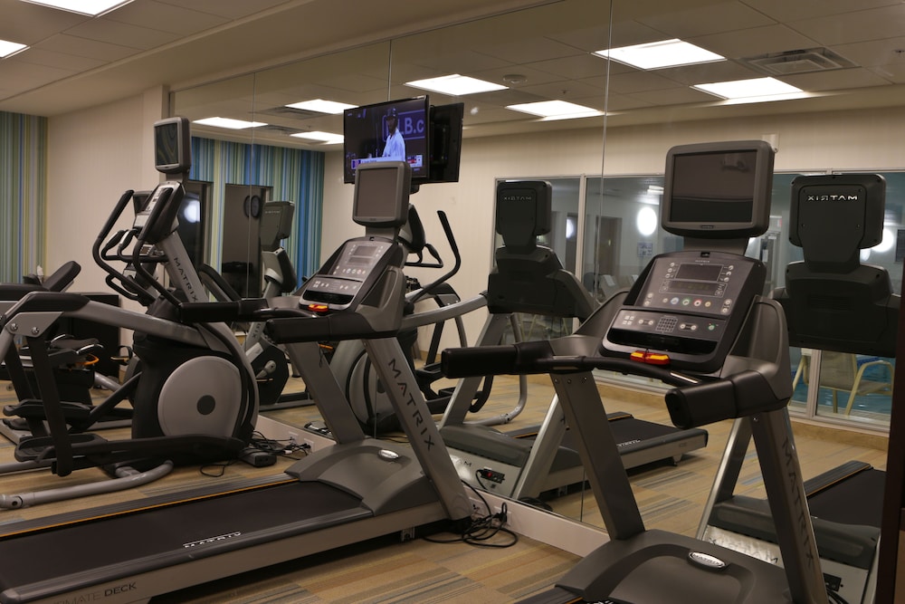 Holiday Inn Express Suites Monroe 26/43