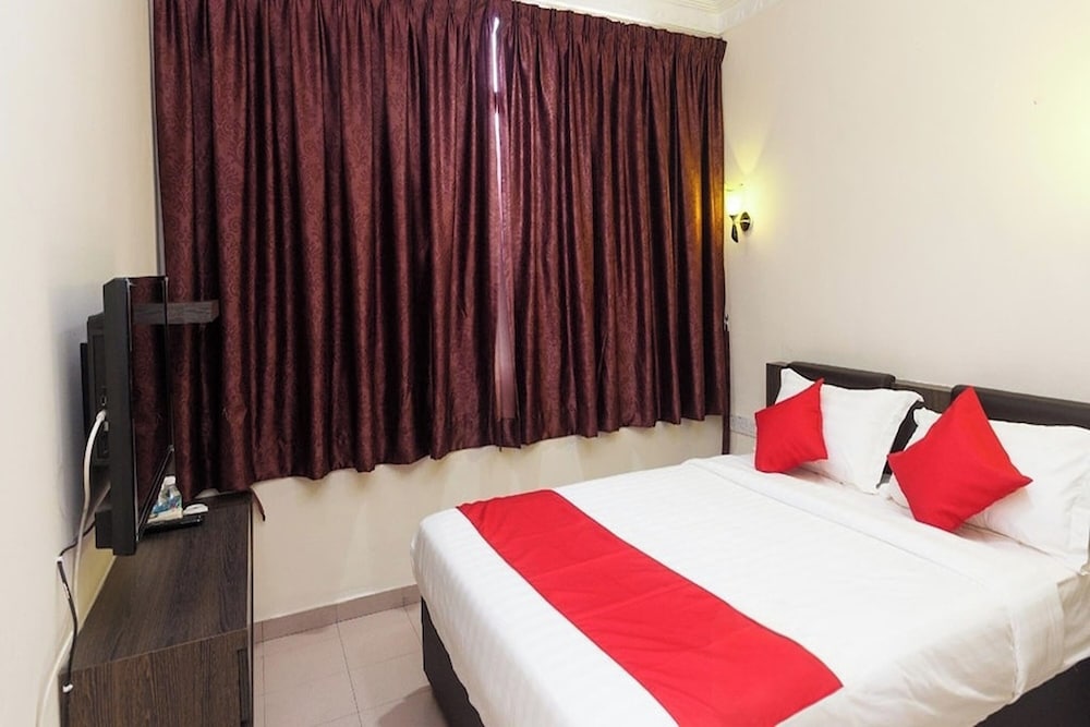 Hotel O T P Hotel 28/54