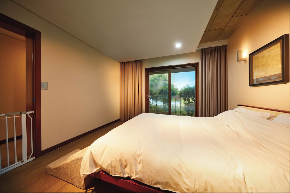 El Dorado Resort 9/51