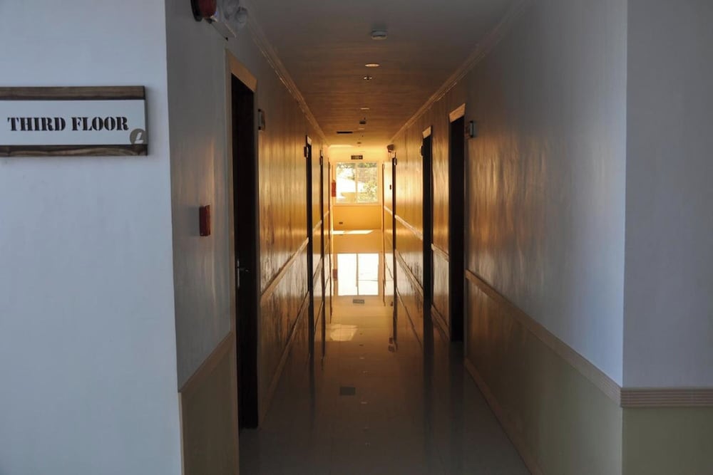 Hotel Lapira 39/61