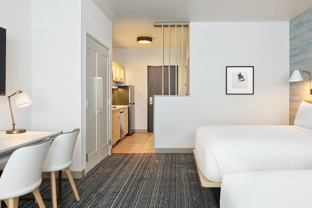 TownePlace Suites by Marriott Tempe 13/47