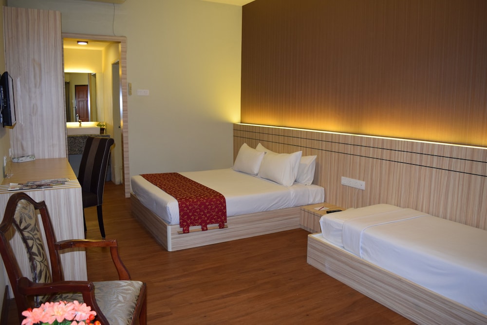 Bukit Merah Laketown Resort 10/43