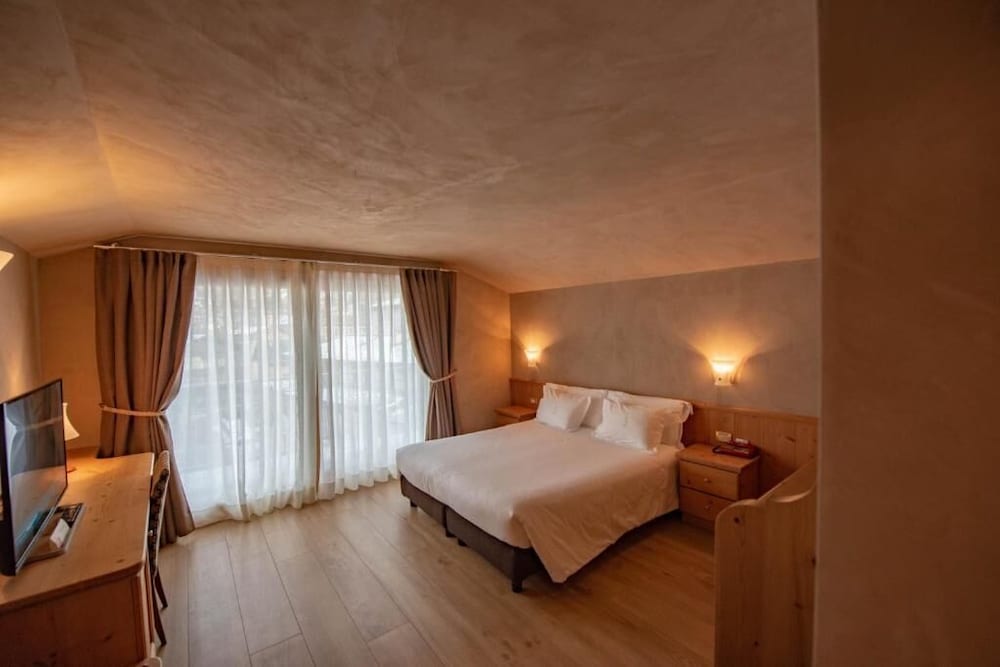Albergo San Lorenzo 32/72