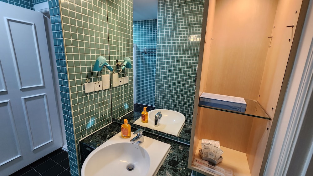 Holiday Place Kuala Lumpur 36/42