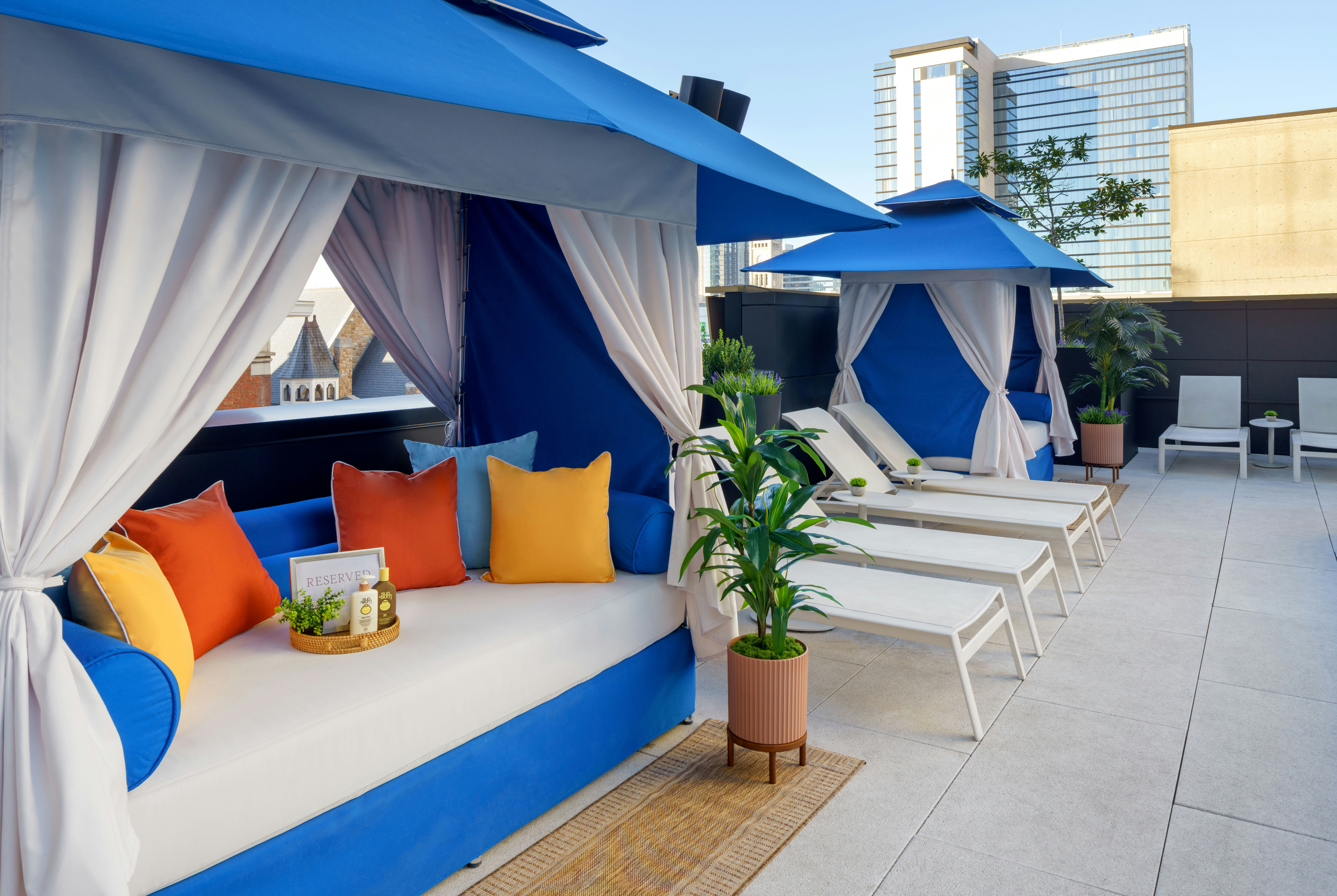 Tempo by Hilton Nashville Downtown 6/60