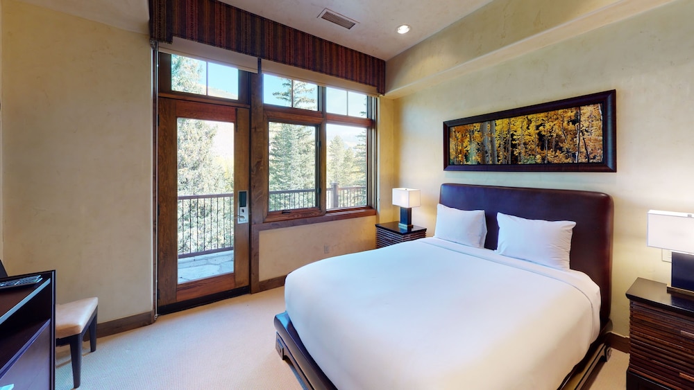 Manor Vail Lodge 14/50