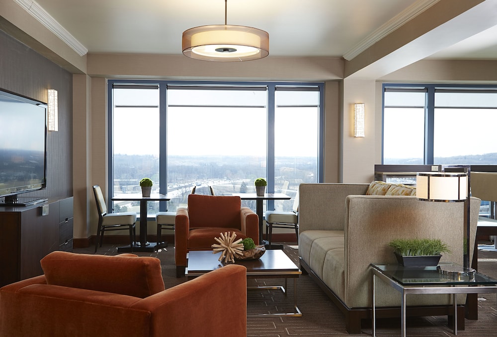 Marriott Milwaukee West 18/49