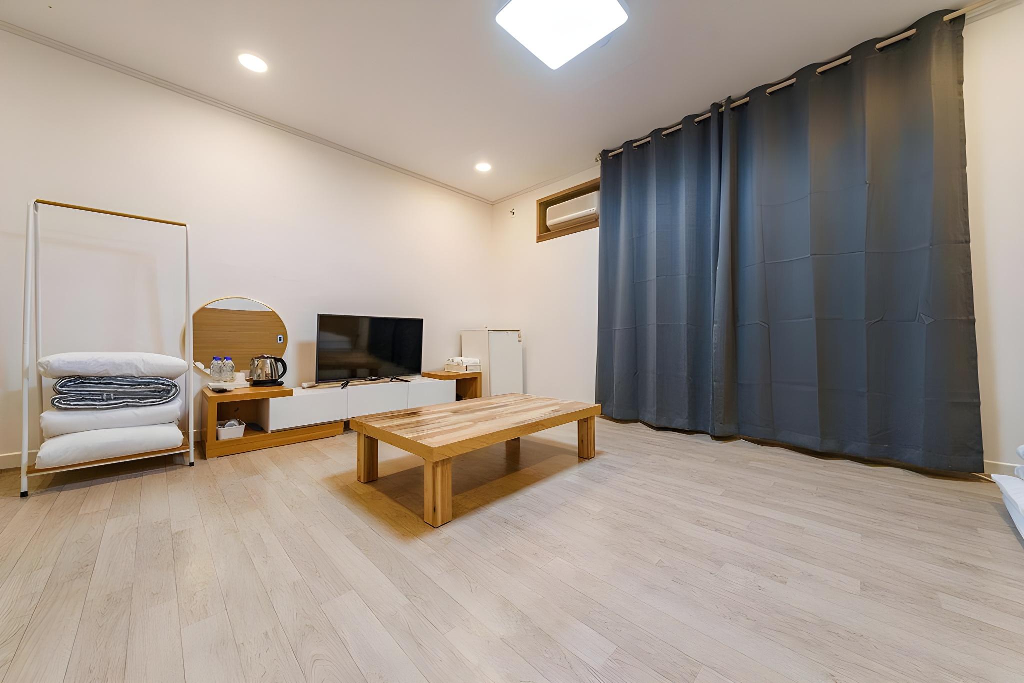 Ondol, Condo, Standard