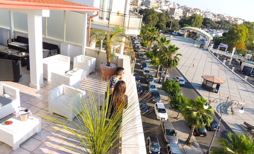 Lungomare Hotel 11/71