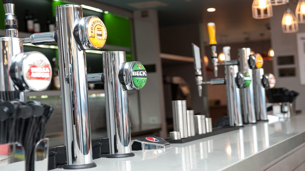 Holiday Inn Express Aberdeen Airport 42/72