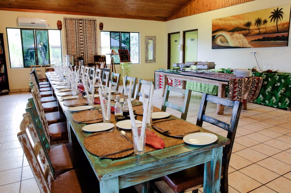 Waidroka Bay Resort 24/50