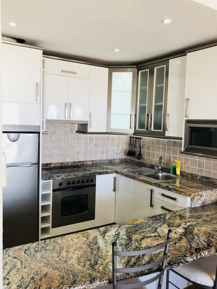 Regency Torviscas Apartments And Suites 53/63