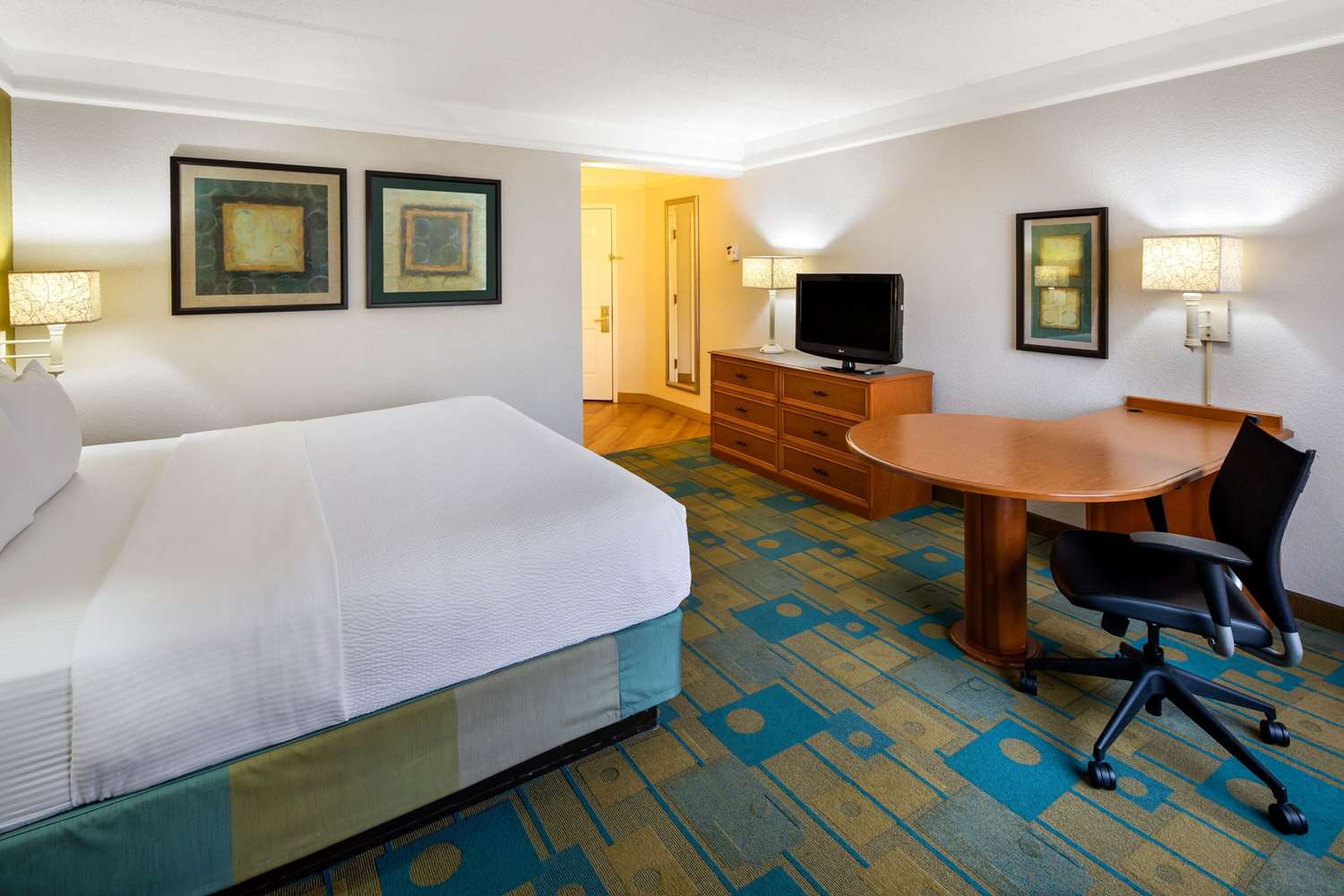 La Quinta Inn and Suites by Wyndham Greenville Haywood 22/68