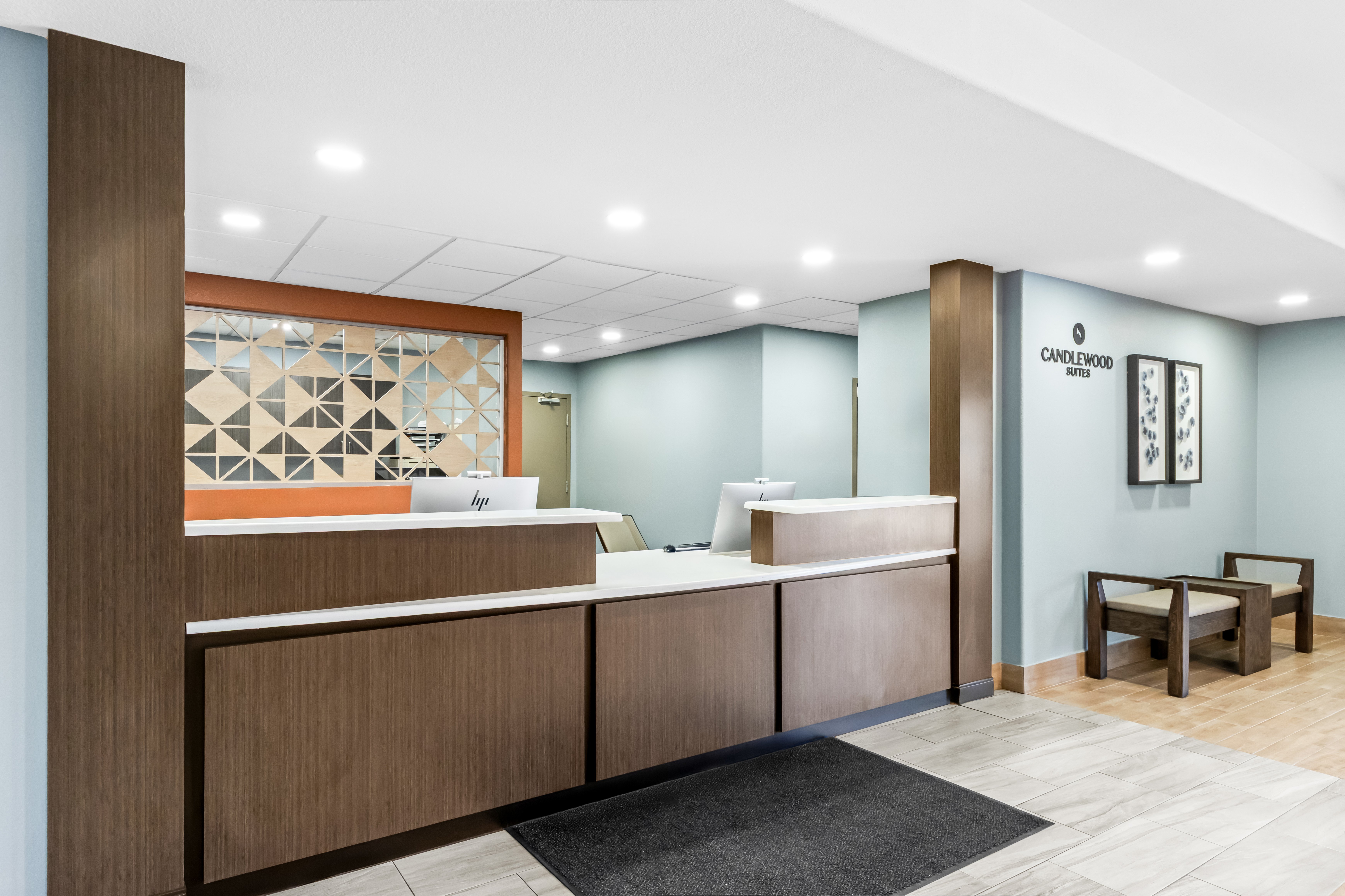 Candlewood Suites Victoria 7/66