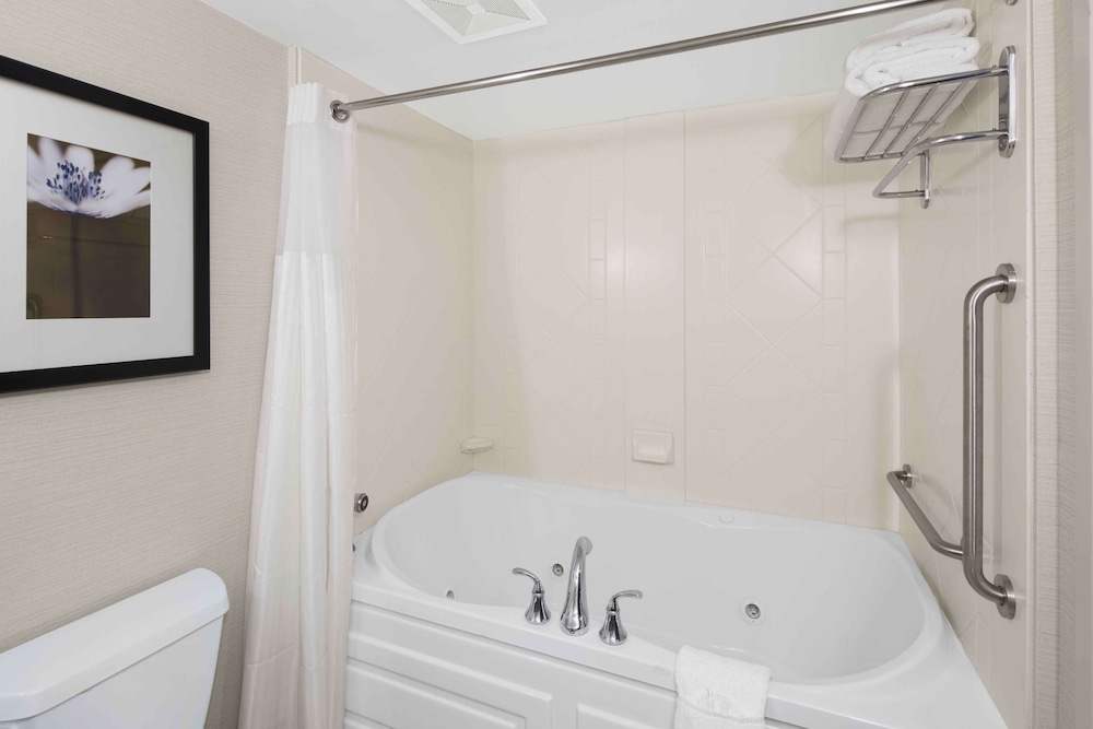 Hilton Garden Inn Jackson/Madison 16/39