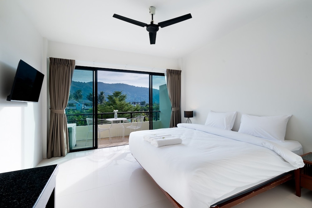 HILL MYNA CONDOTEL 5/56