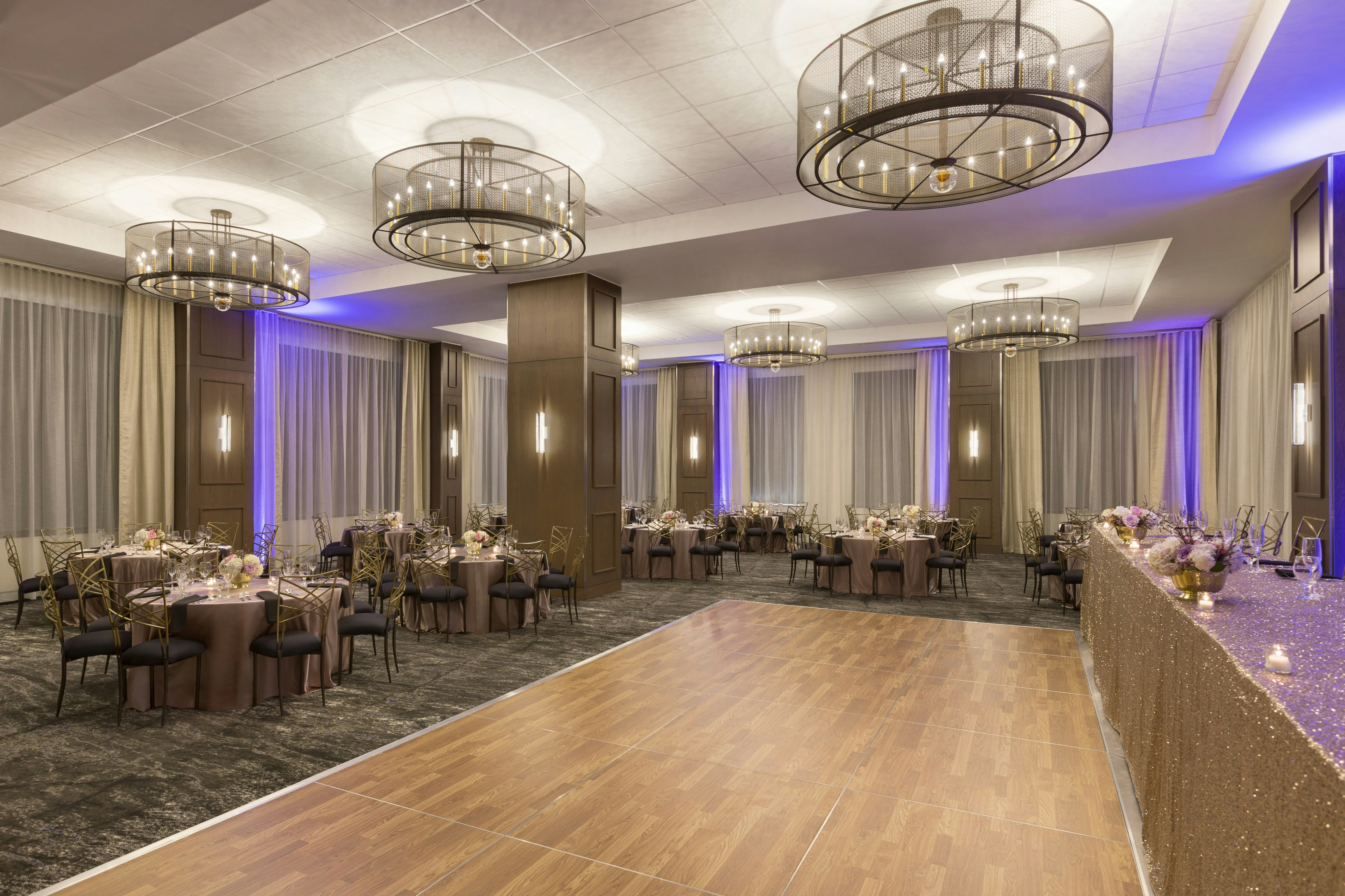 Embassy Suites By Hilton Pittsburgh Downtown 34/57