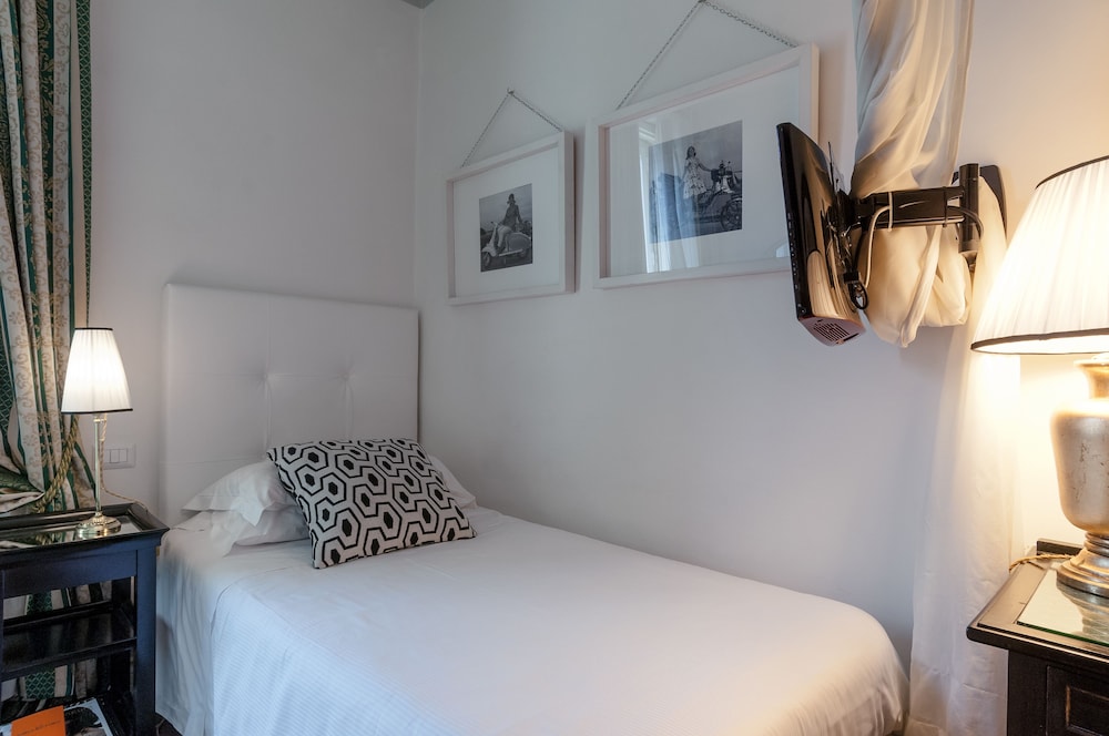 Cellai Hotel 15/60