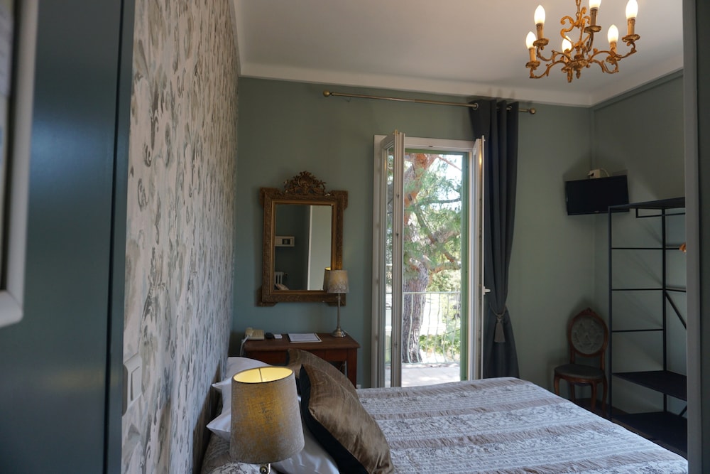 ROOM, DOUBLE BED, TERRACE