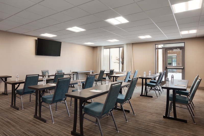 Homewood Suites by Hilton Syracuse - Carrier Circle 14/16