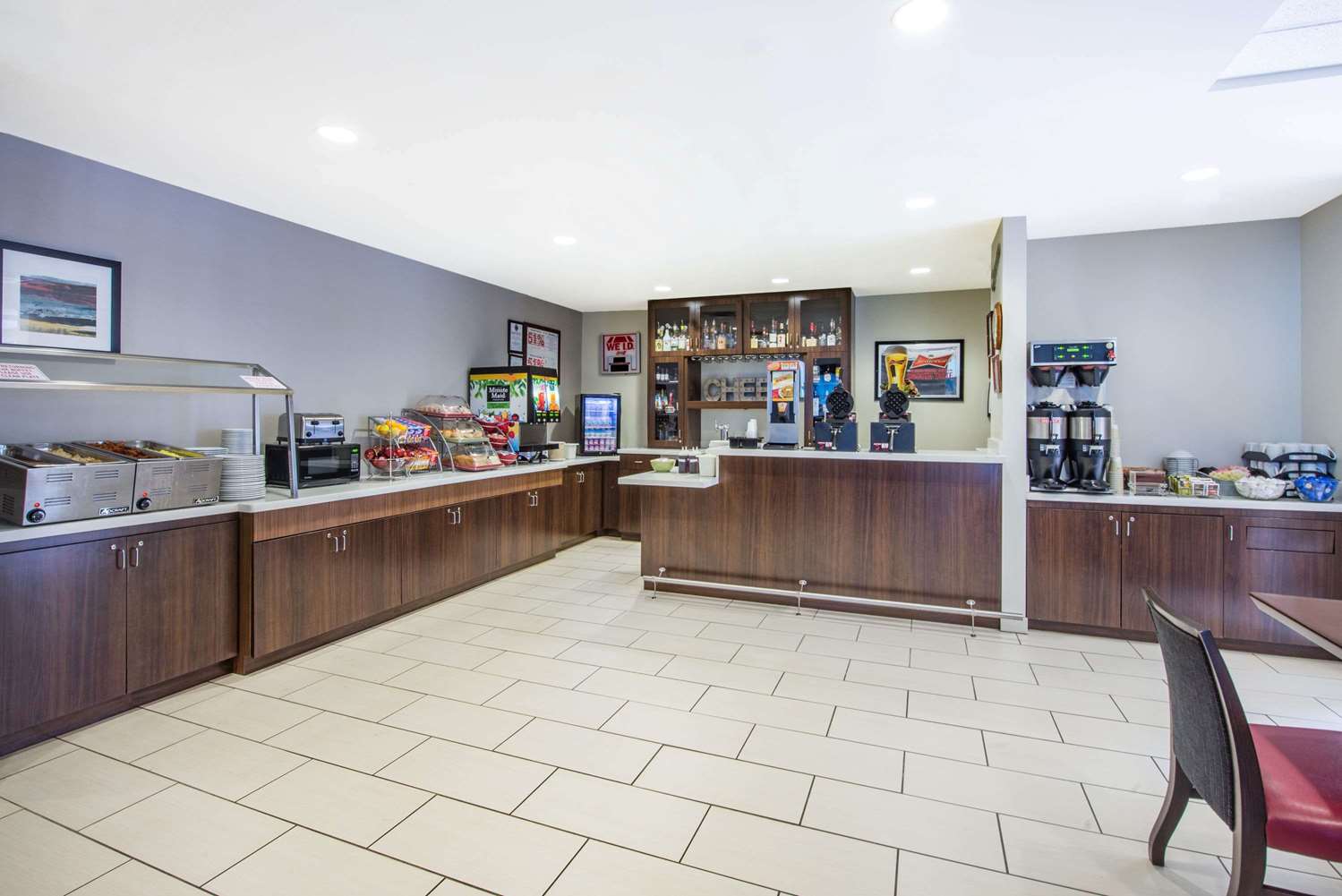 Hawthorn Suites by Wyndham El Paso Airport 16/28