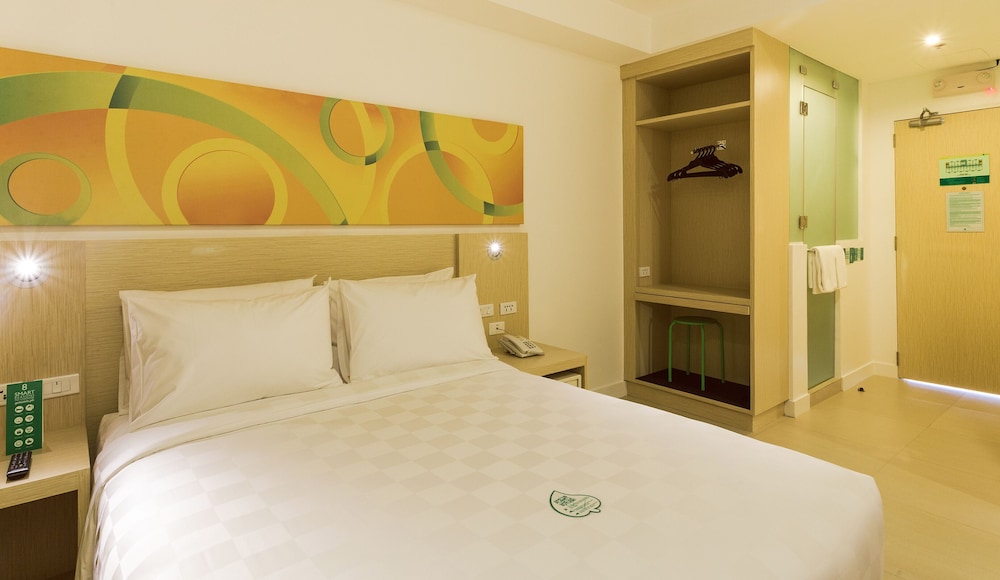 Go Hotels North Edsa 13/31