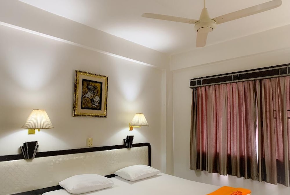 STANDARD, WITH FAN