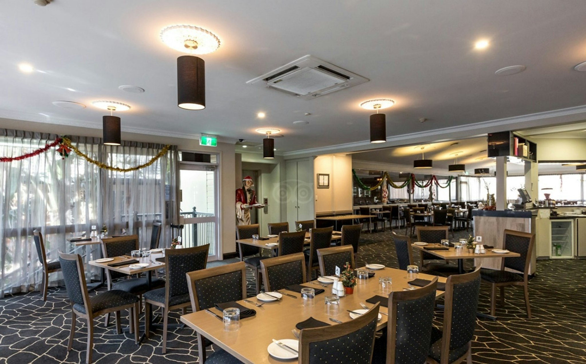 Cattlemans Country Motor Inn & Serviced Apartments 21/23