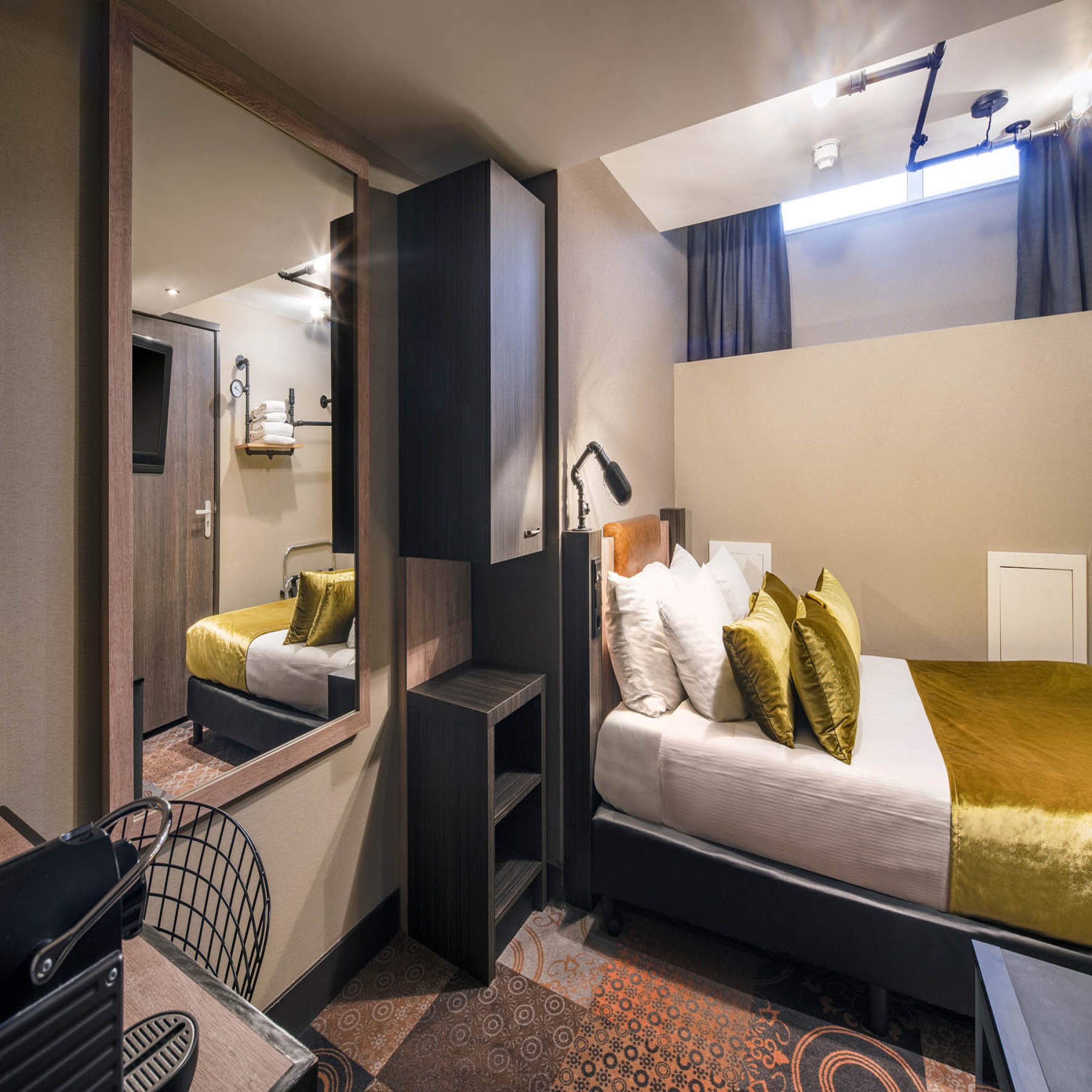 Basement, Double Bed