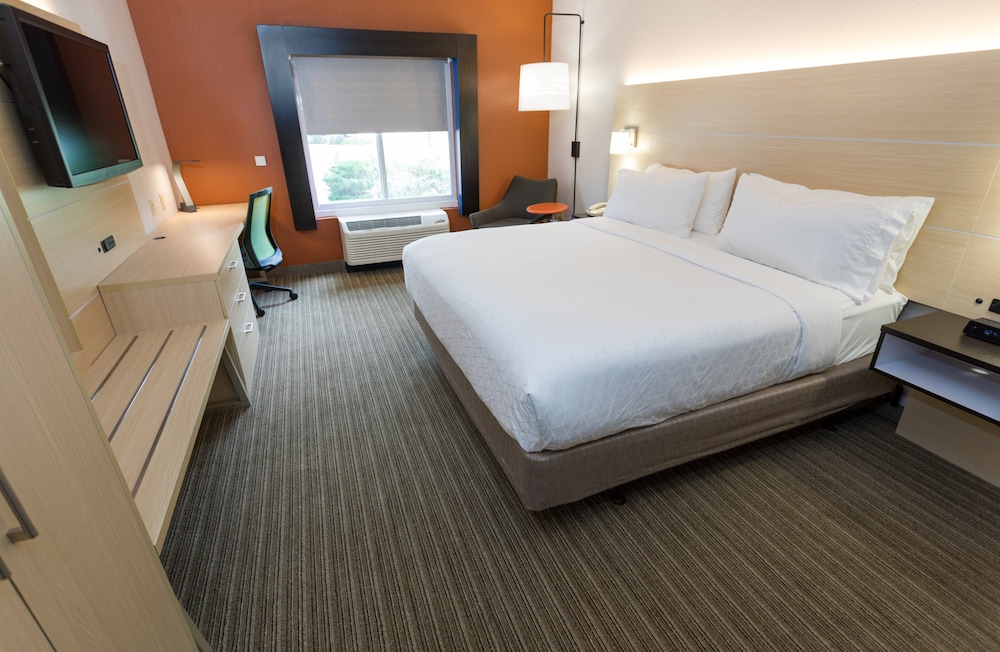 Standard, King Bed, Accessible