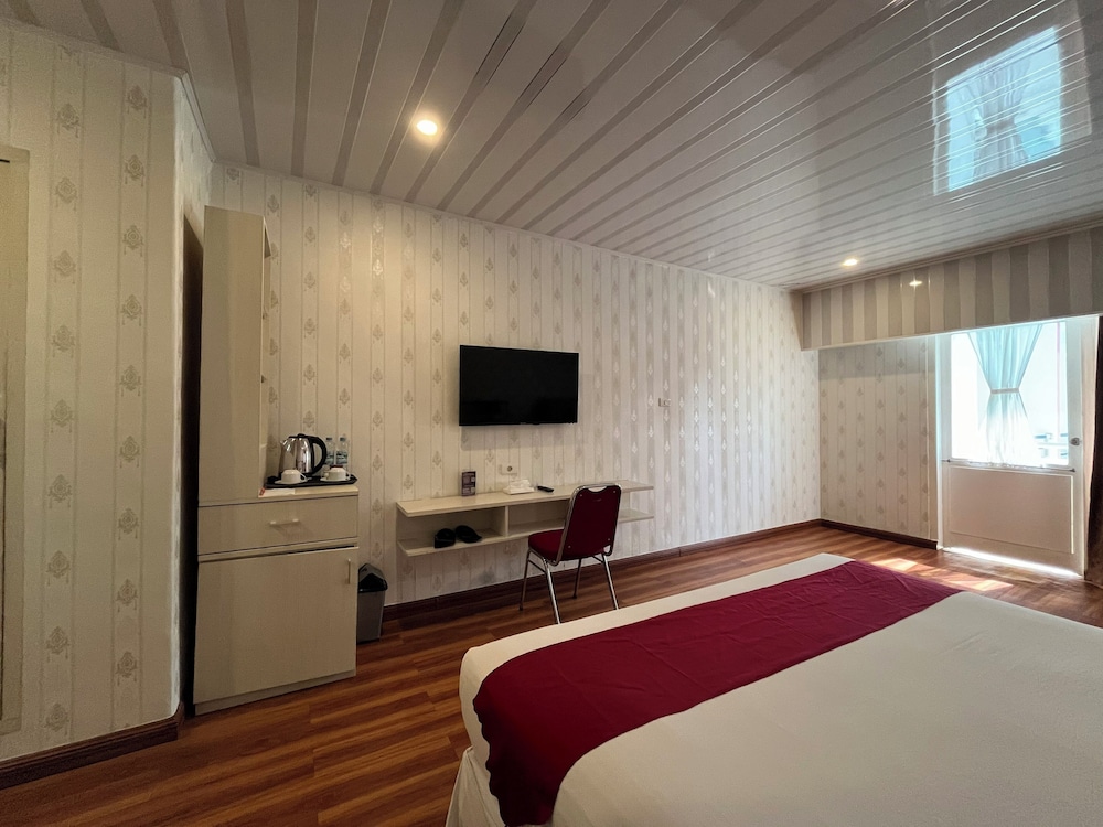 Grand Tamaro Hotel Parapat 23/49