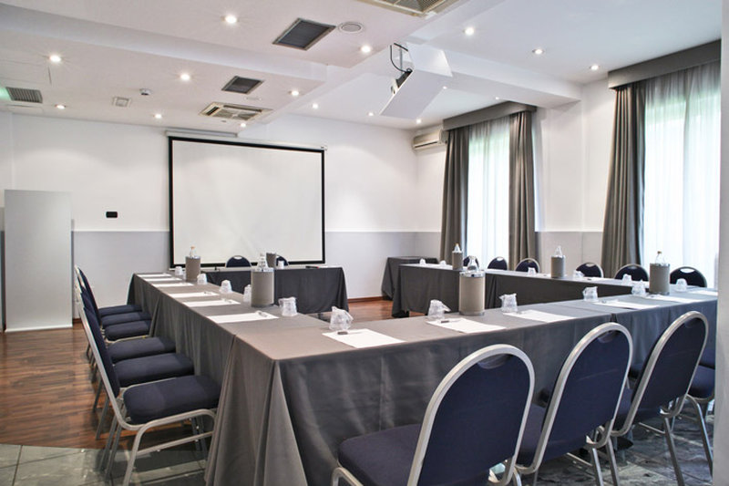 B&B HOTEL Milano Cologno Studios 40/49