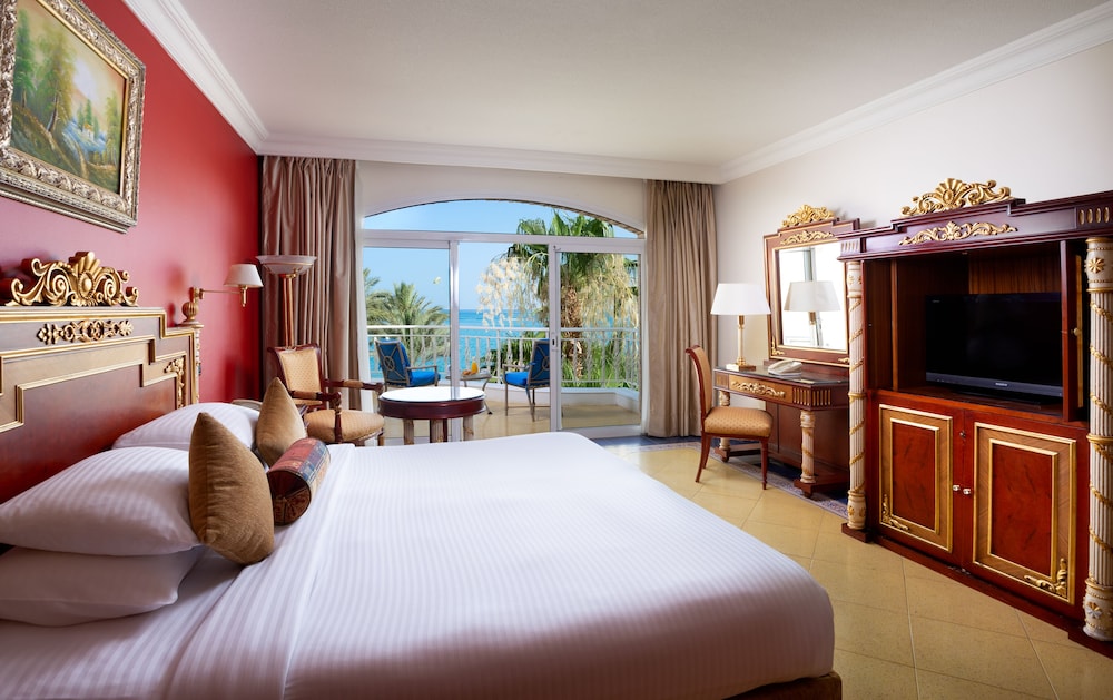Palm Royale Resort Soma Bay 36/68