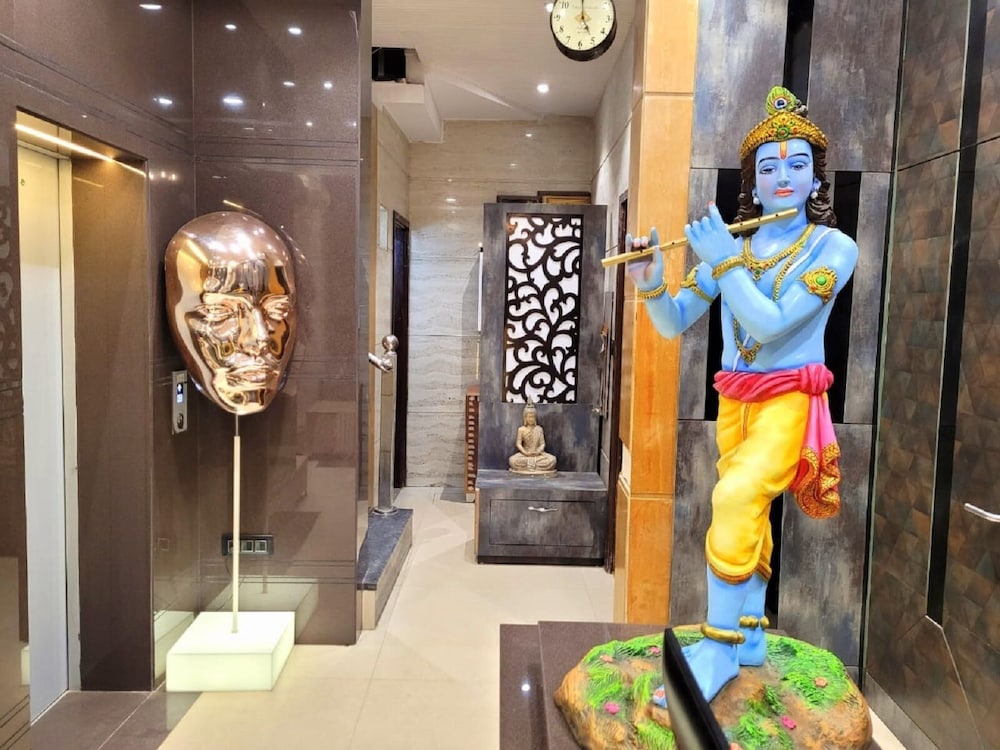 HOTEL KRISHNAS 9/59