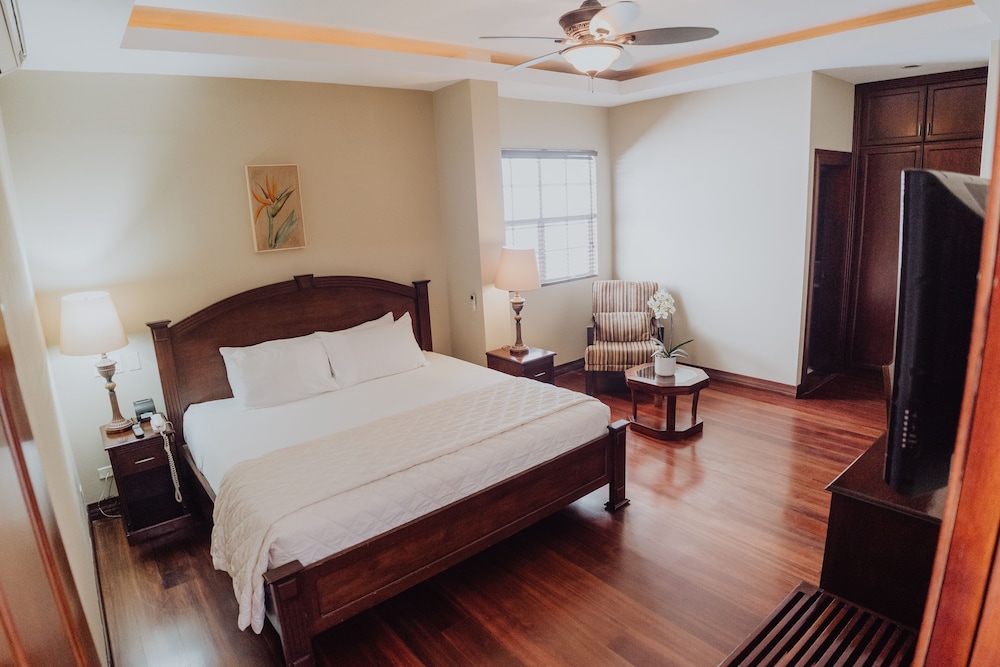 HOTEL DUNN INN 15/67