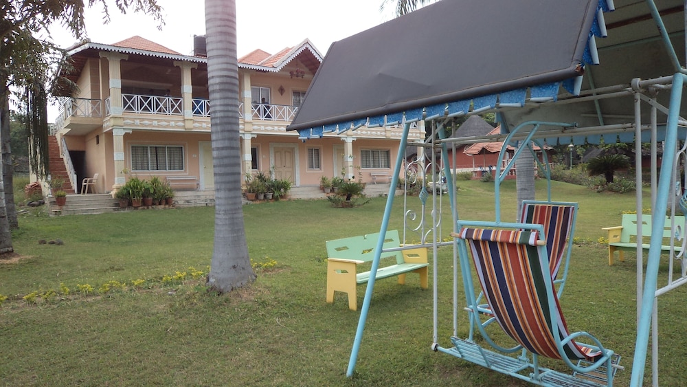 KISHKINDA HERITAGE RESORT 17/50