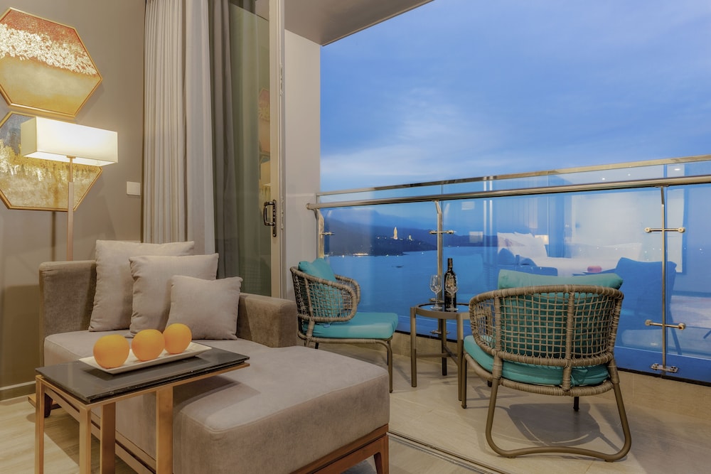 Le Sands Oceanfront Da Nang Hotel 36/50
