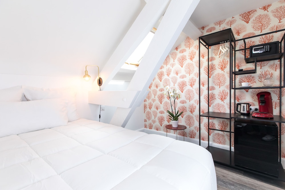 Arome Hôtel 28/72