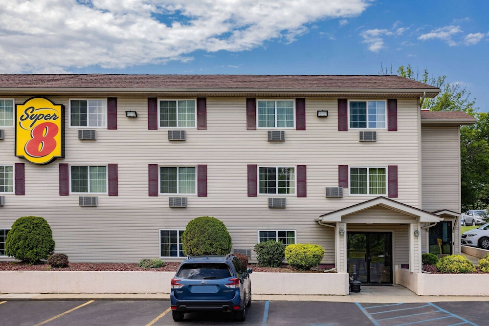 Super 8 By Wyndham Johnstown/Gloversville 3/32
