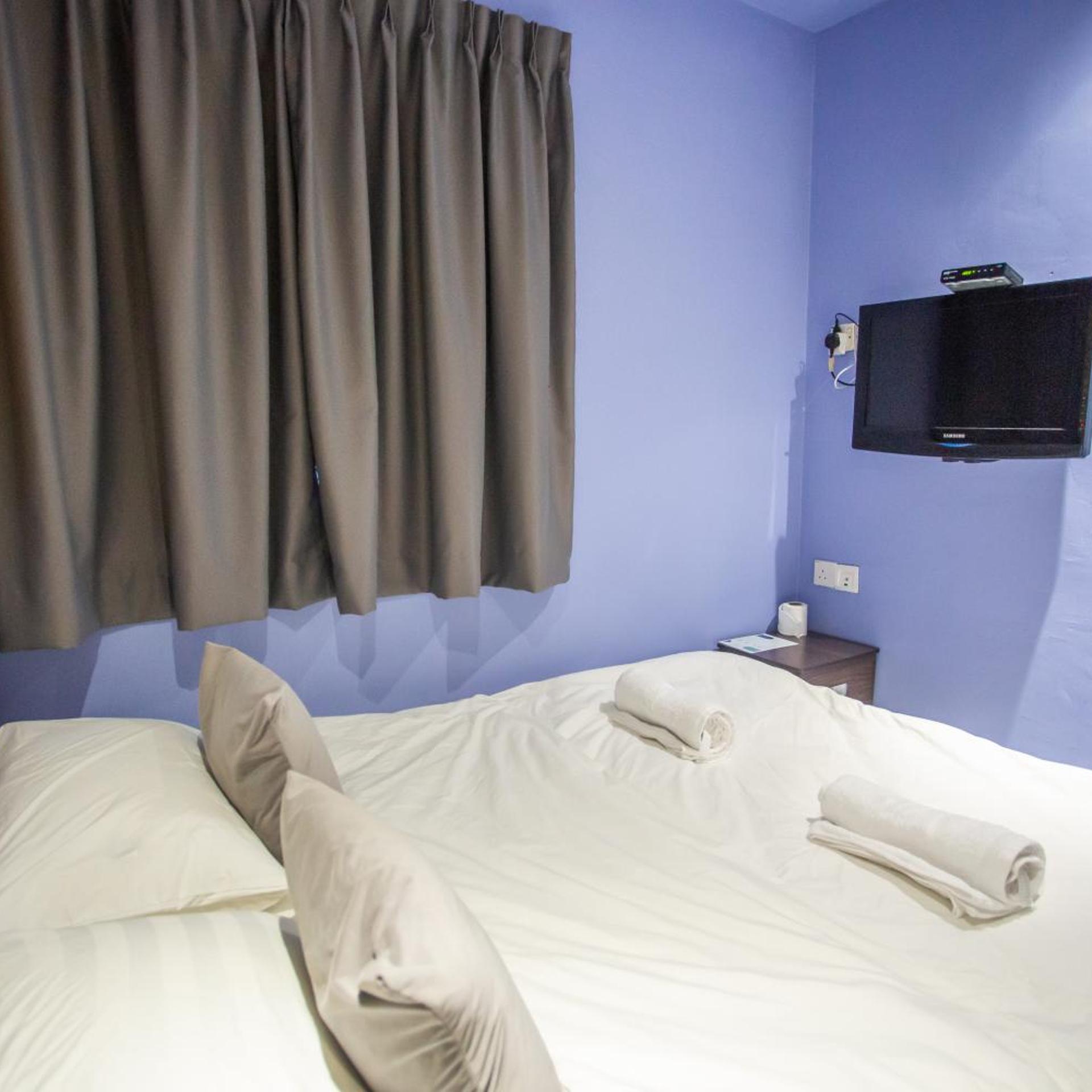 OYO 90028 Ragula Hotel 23/45