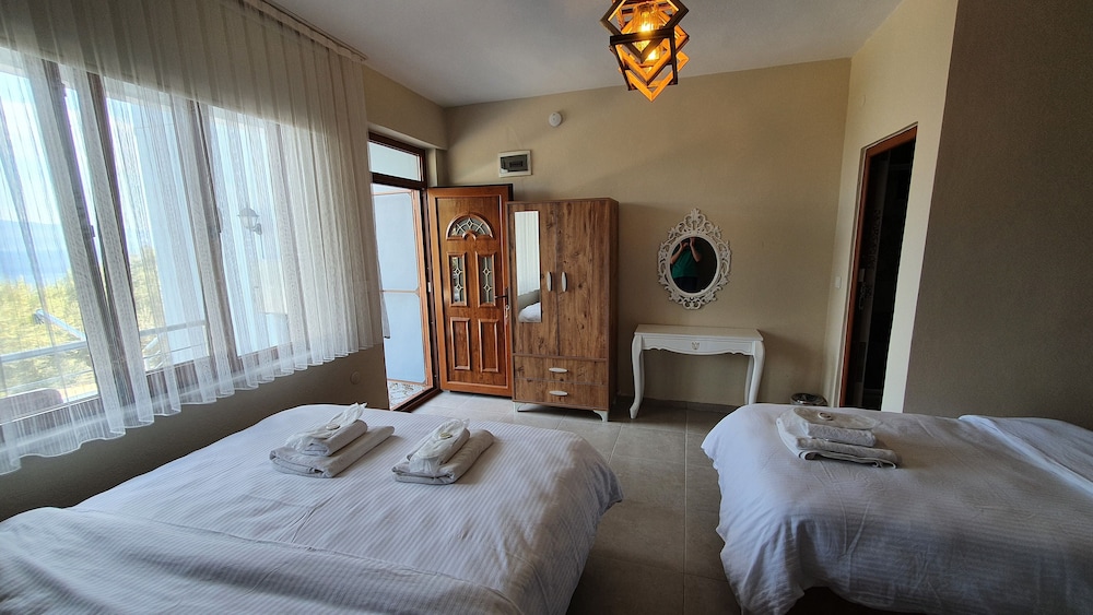 Nazan Motel & Restaurant & Beach 7/50
