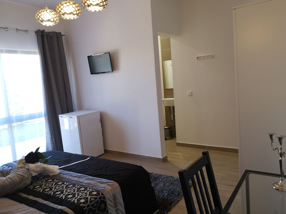 Sensations Guesthouse 13/50