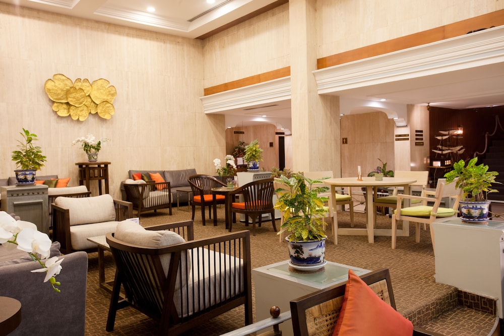 PHUKET MERLIN HOTEL 49/67