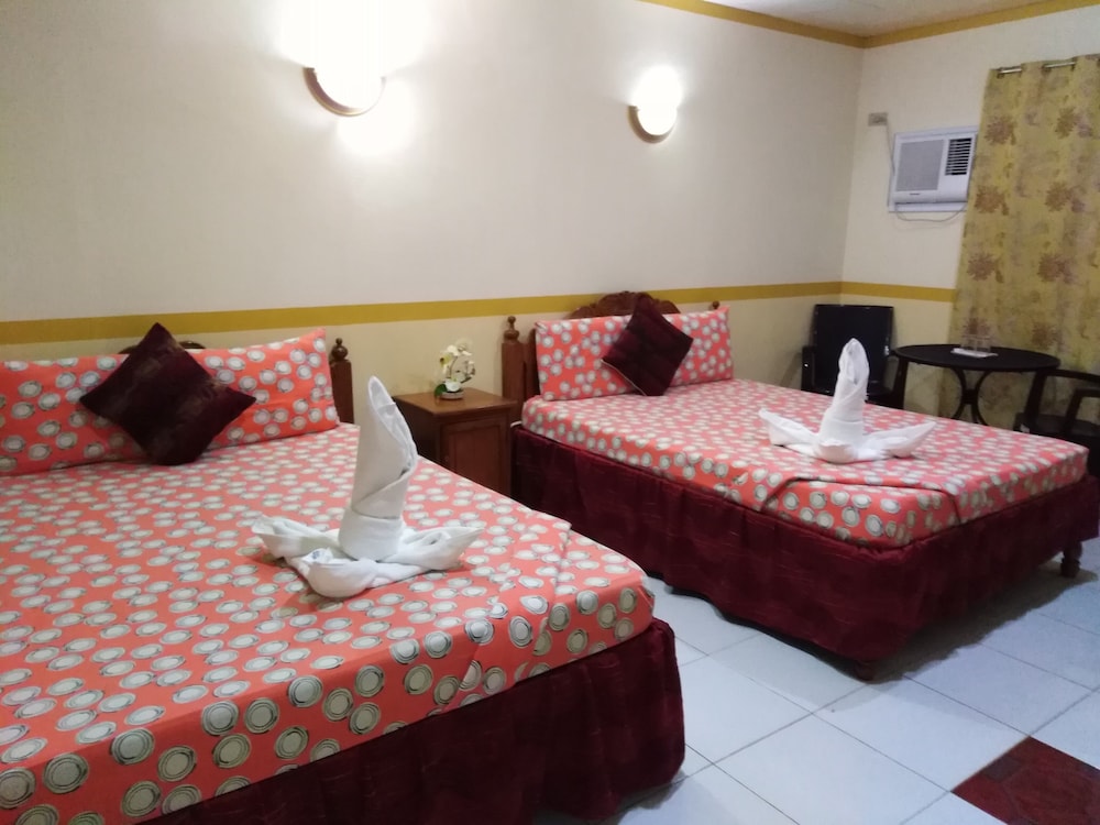 D Lucky Garden Inn 12/48